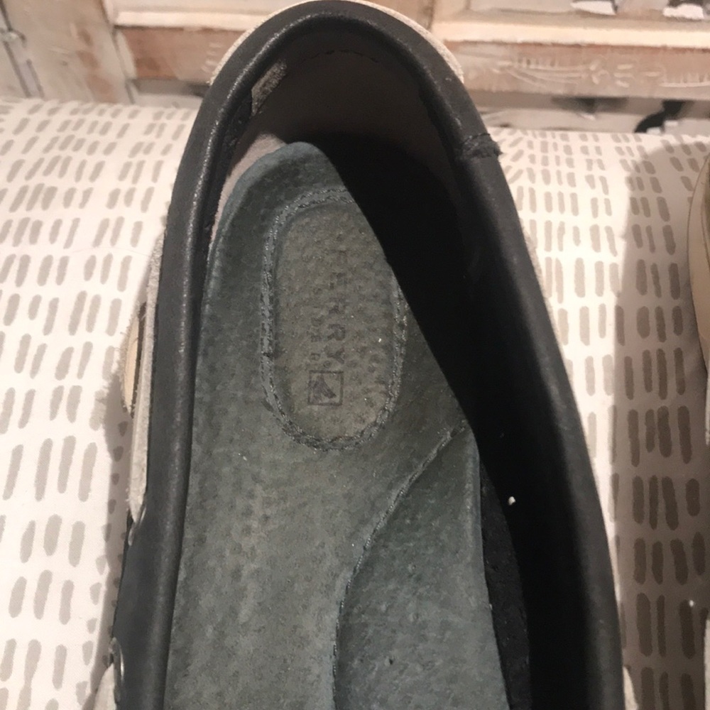 Sperries - Picture 2 of 4
